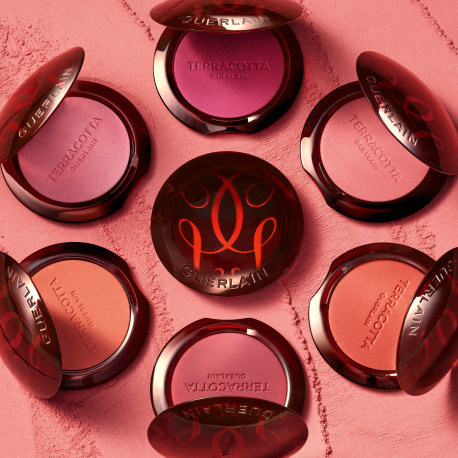 GUERLAIN Terracotta Blush - Das Rouge für einen frischen GUERLAIN Terracotta Blush - Das Rouge für einen frischen